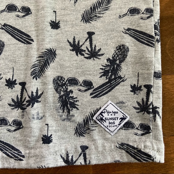 Boy’s Preview Short-Sleeve Tee (Size 13/14) - Picture 3 of 3